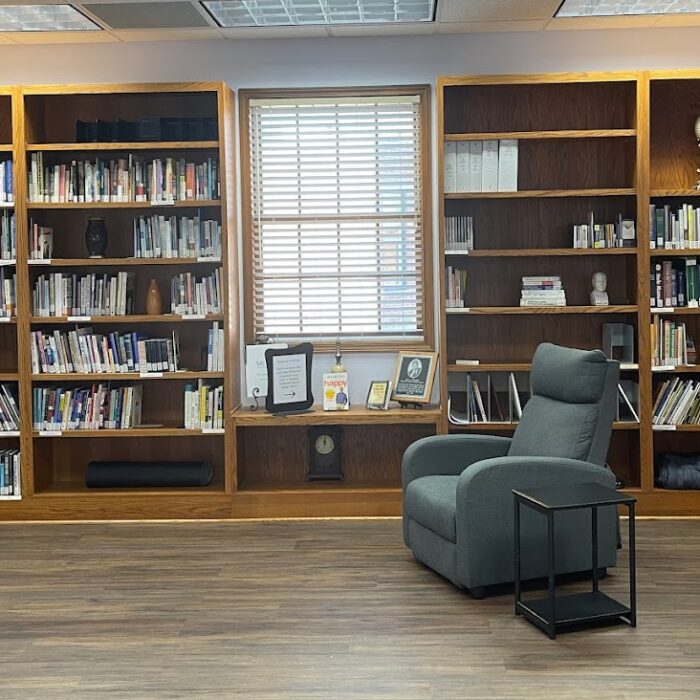 Library shelves with seating area